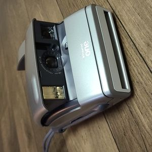 Polaroid One 600 Camera